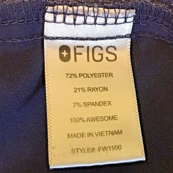 Figs Casma Three-Pocket Scrub Top Women's S Navy Blue Poly/Rayon/Spandex V-Neck - Picture 8 of 10